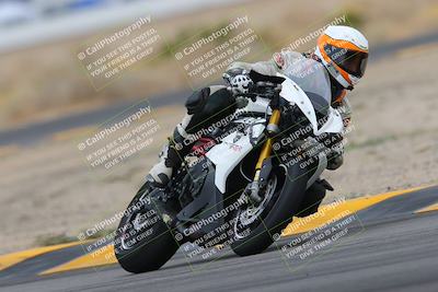 media/Jan-14-2023-SoCal Trackdays (Sat) [[497694156f]]/Turn 4 Set 2 (1030am)/